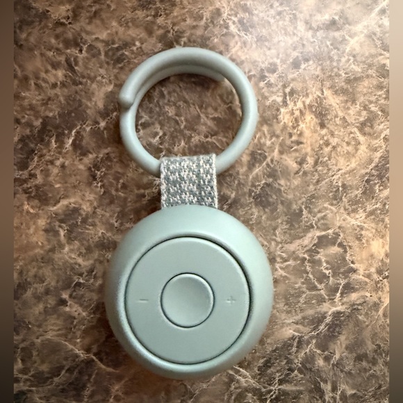 🌙 Hatch Portable Sound Machine - Picture 5 of 7